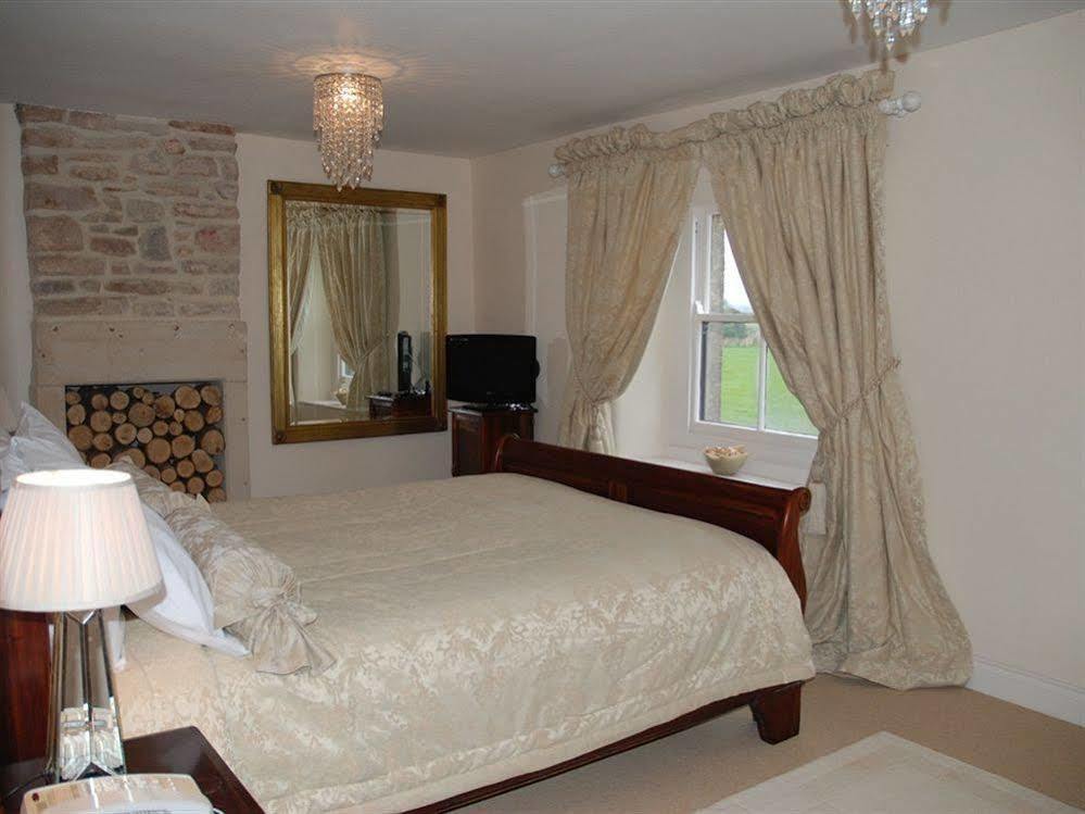 Inn The Holcombe
